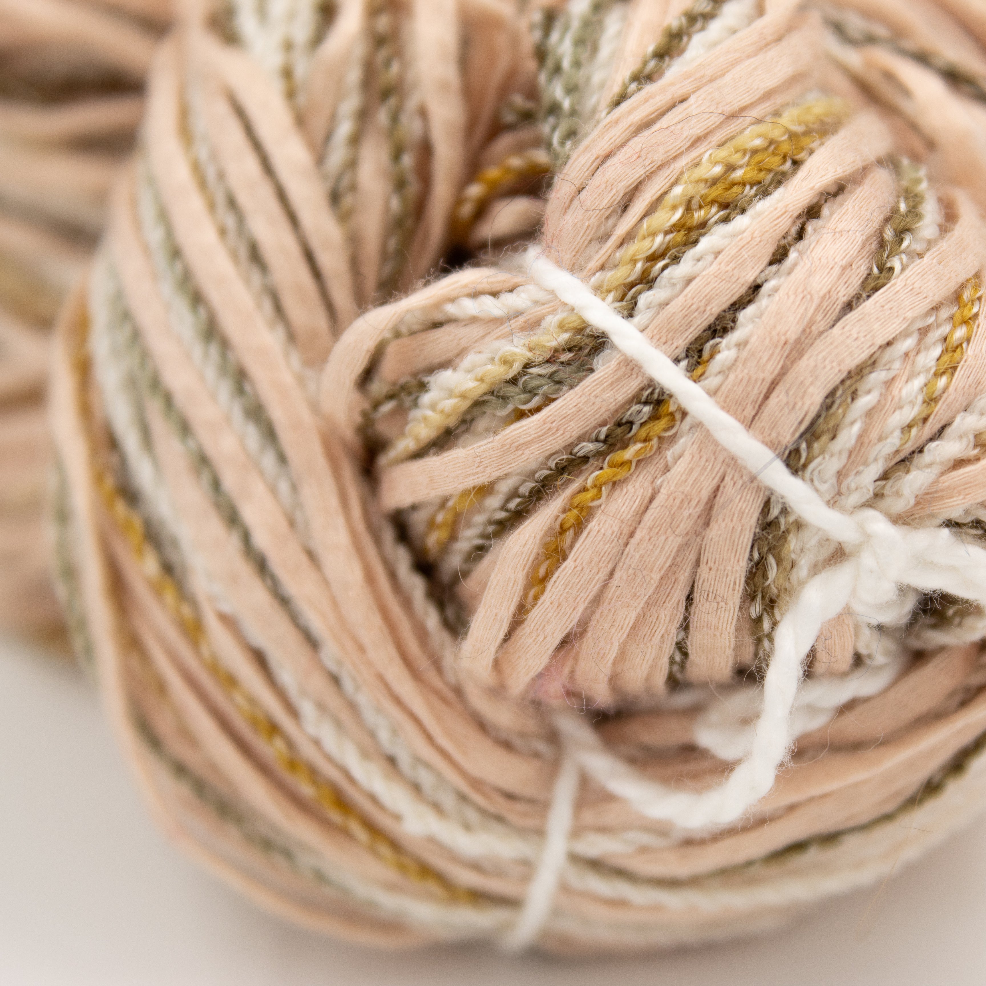Lucci Yarn Wool Ray Tape in Baby Pink Neutrals