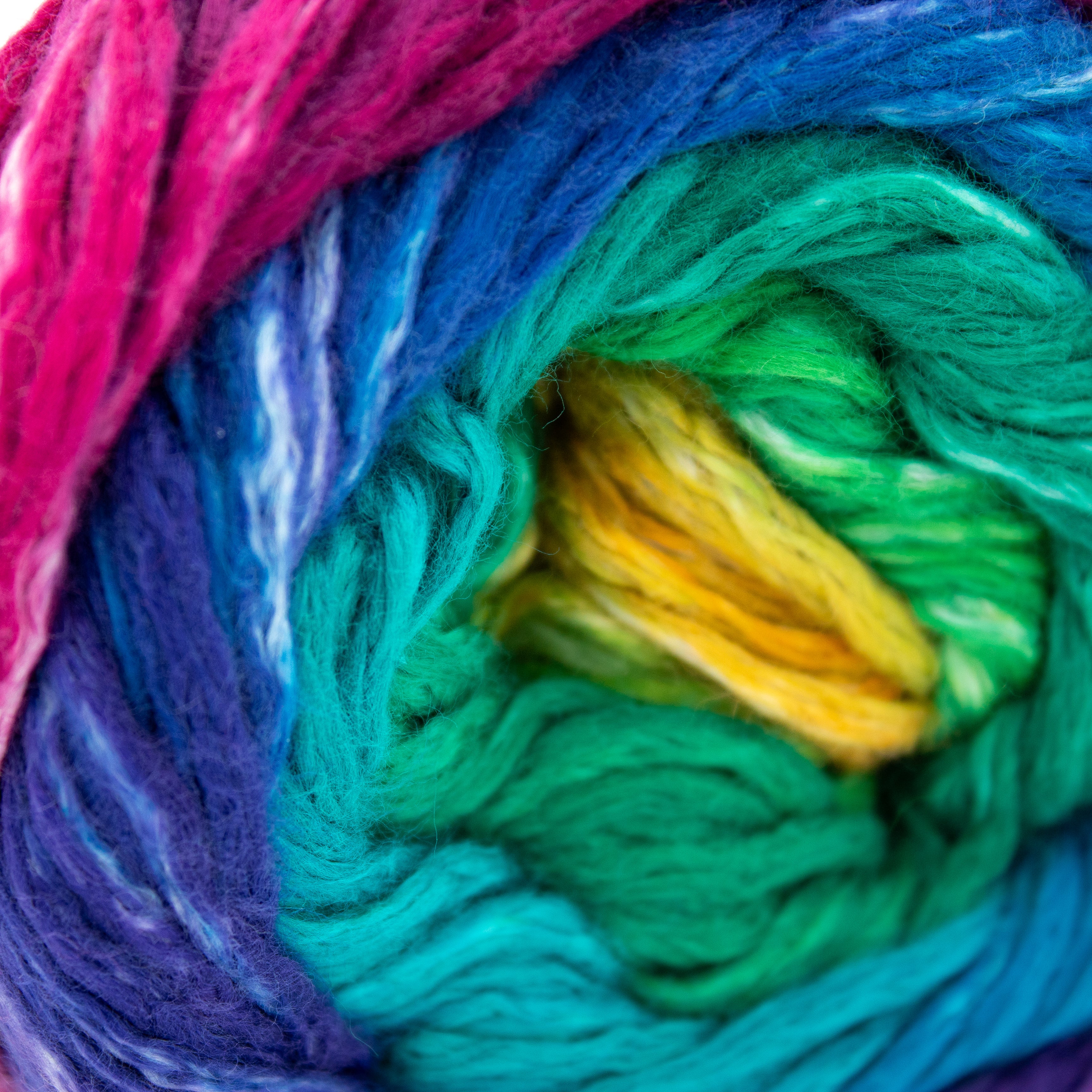 Juniper Moon Farms Cumulus Rainbow in Aurora Borealis