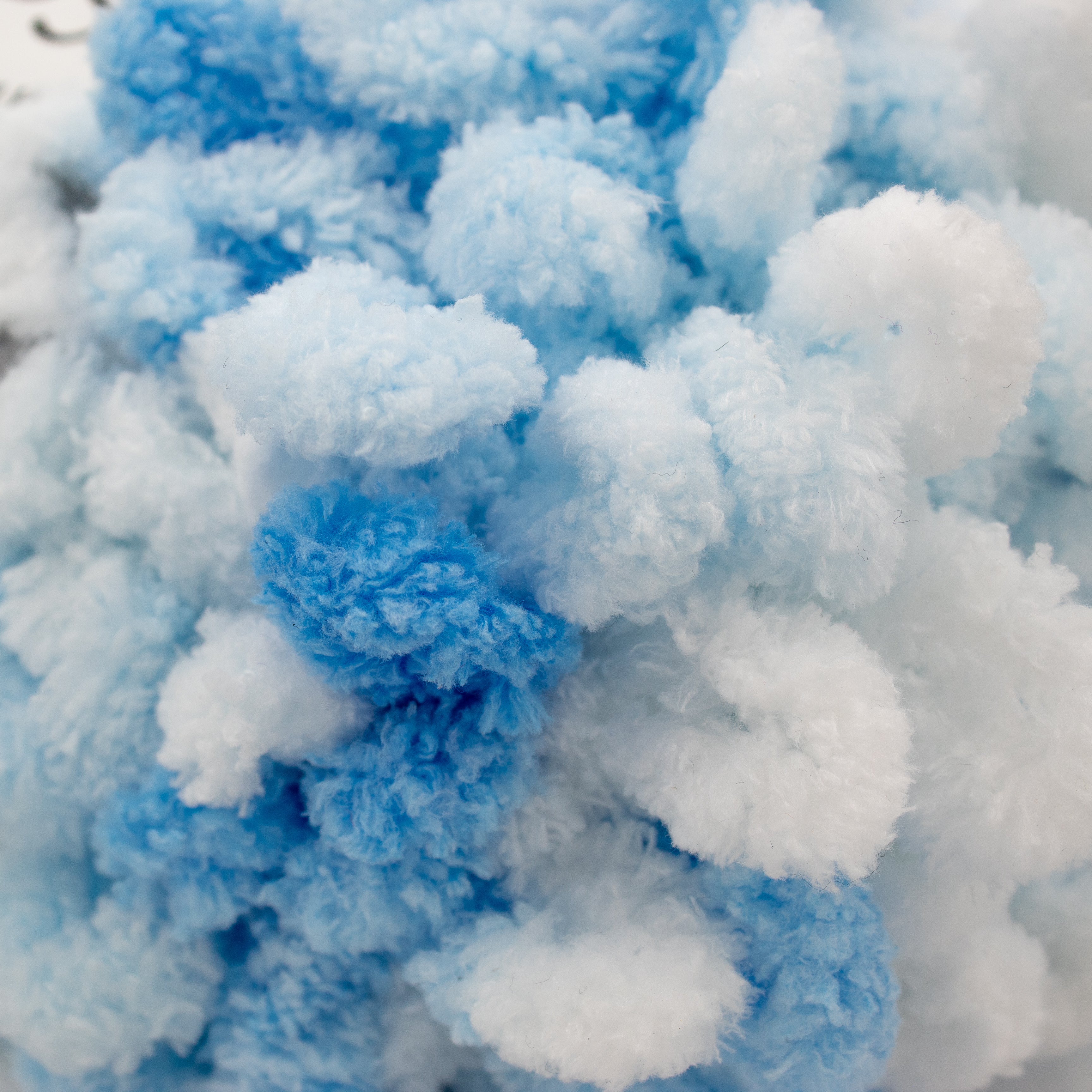 Big Twist Loopity Loops in Blue/White