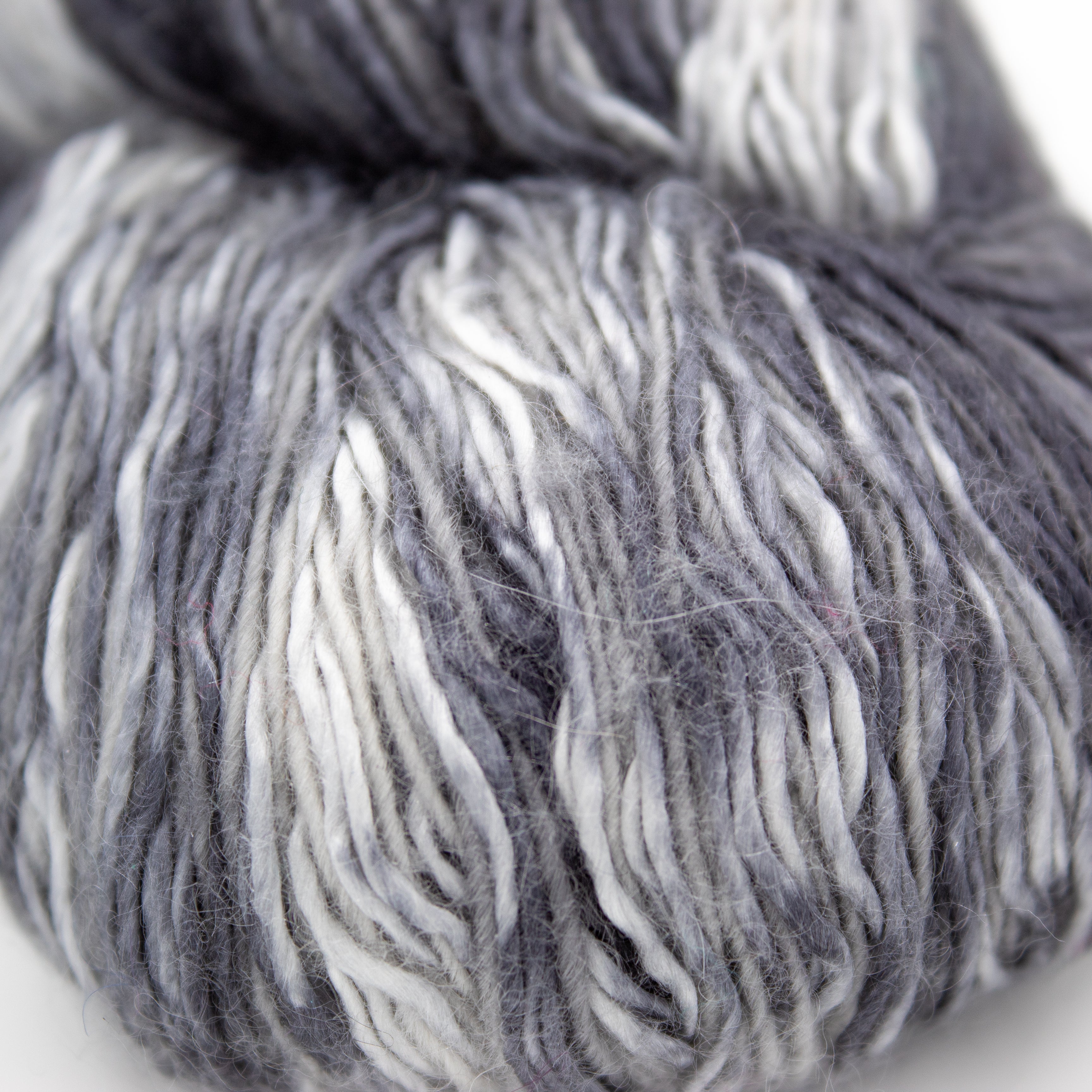 Art Yarns Ensemble Light in Black and Grey