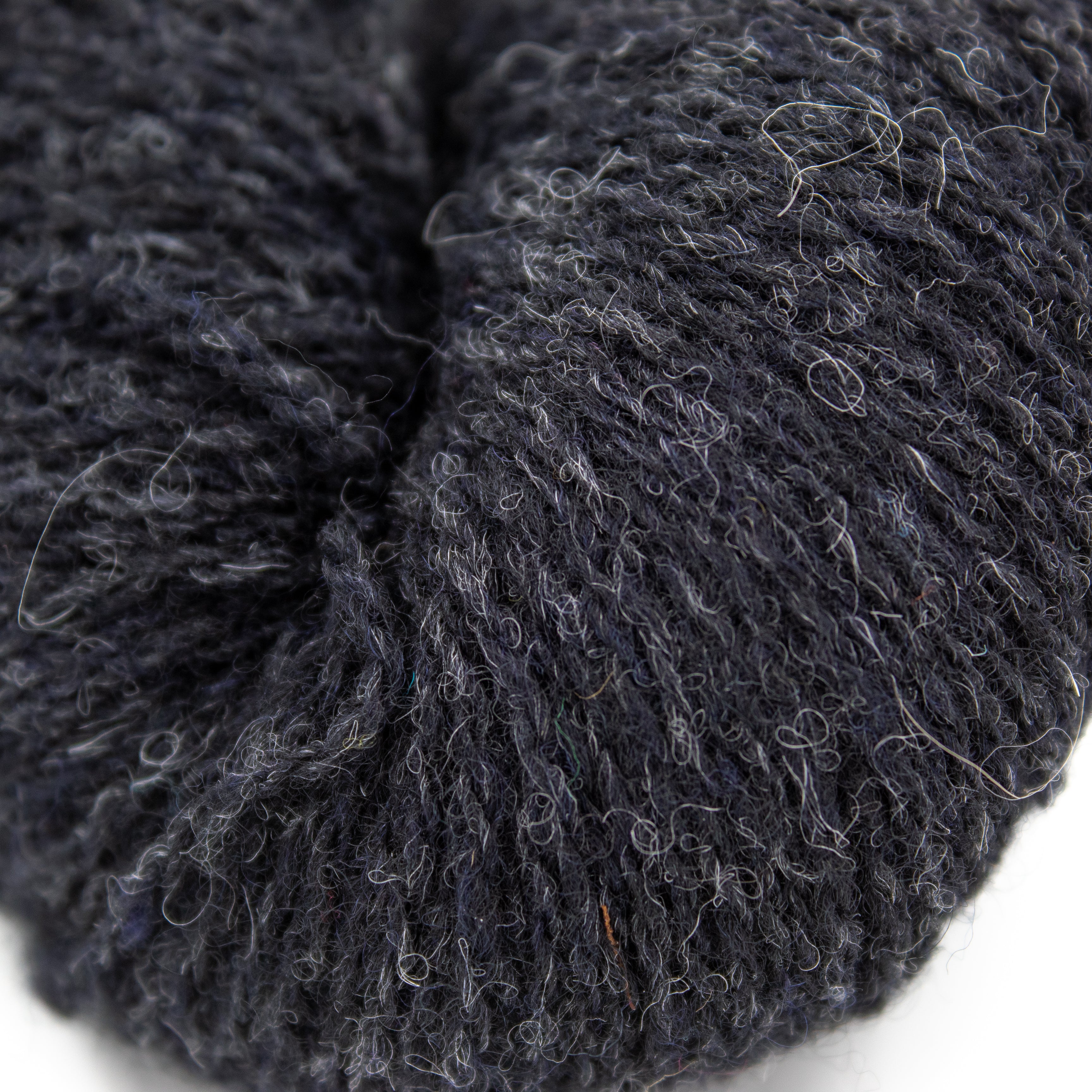 Biches & Buches Le Petit Lambswool in Very Dark Grey