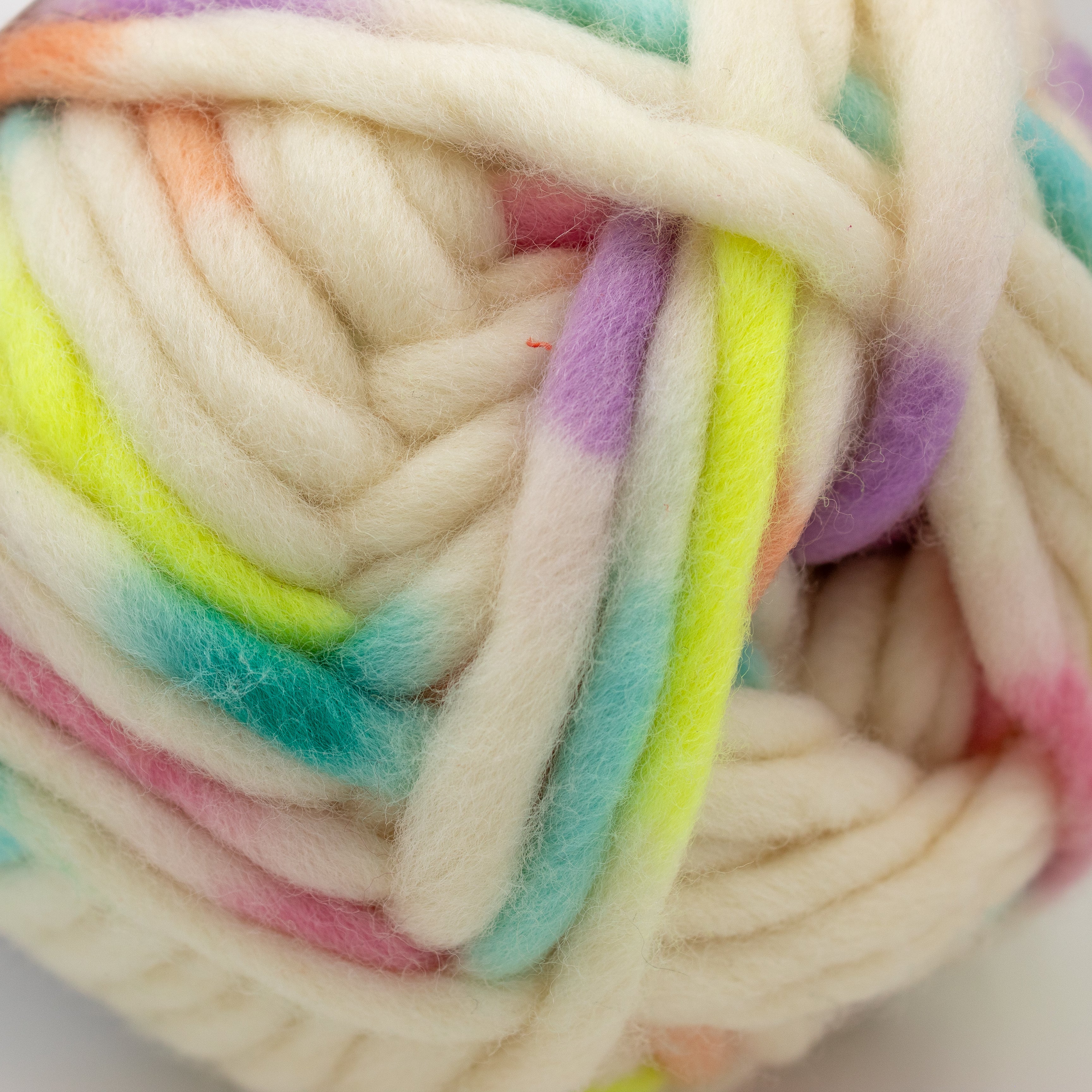Cardigang Superwash Wool in Fairy Bread