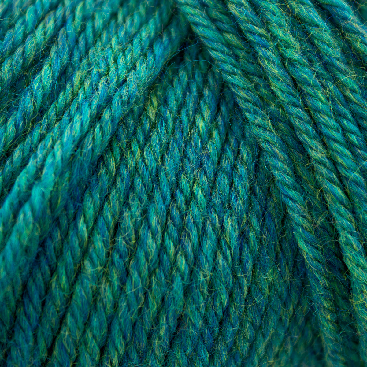 Cascade 220 Superwash in Lake Chelan Heather