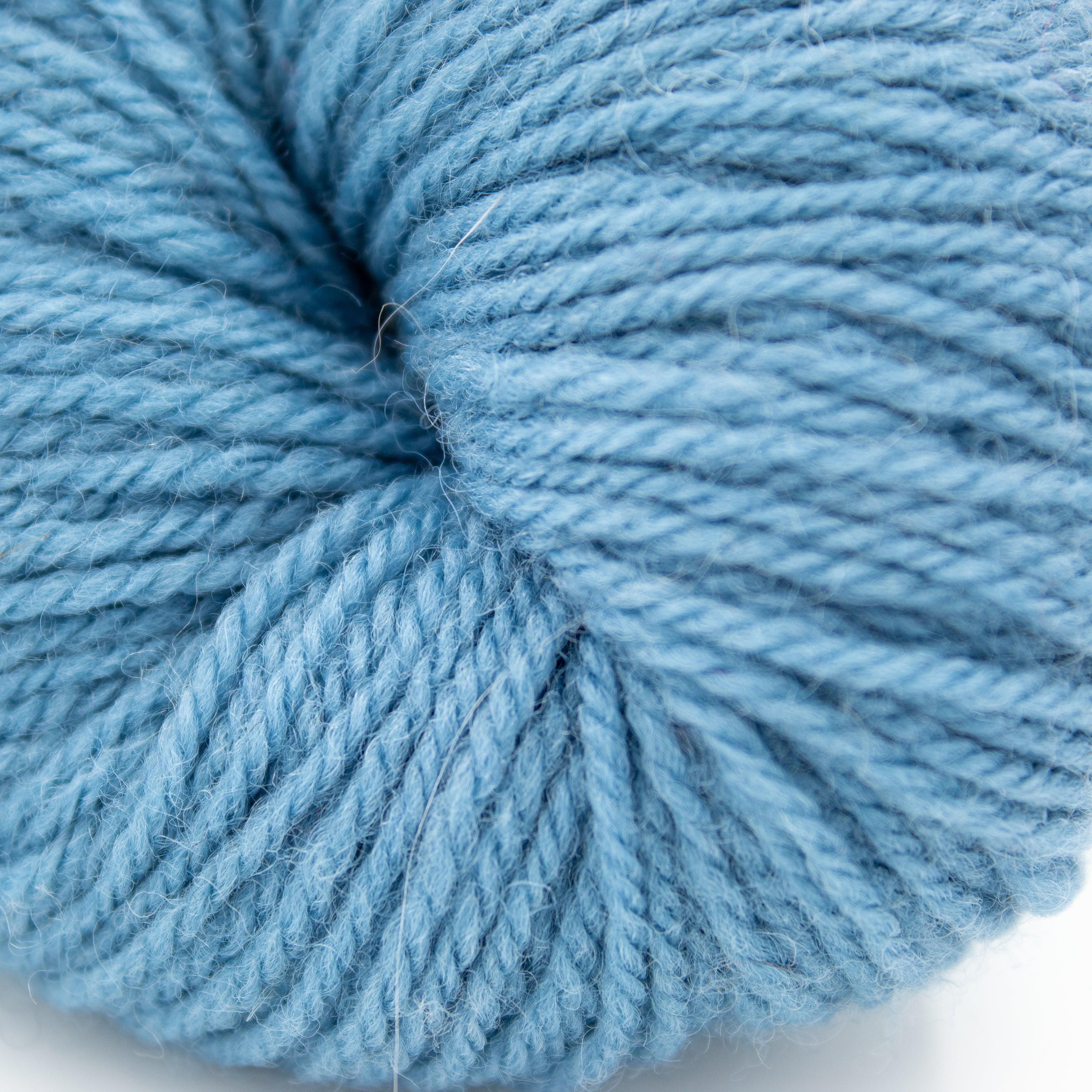 Cloudborn Highland Sport in Dolphin Blue