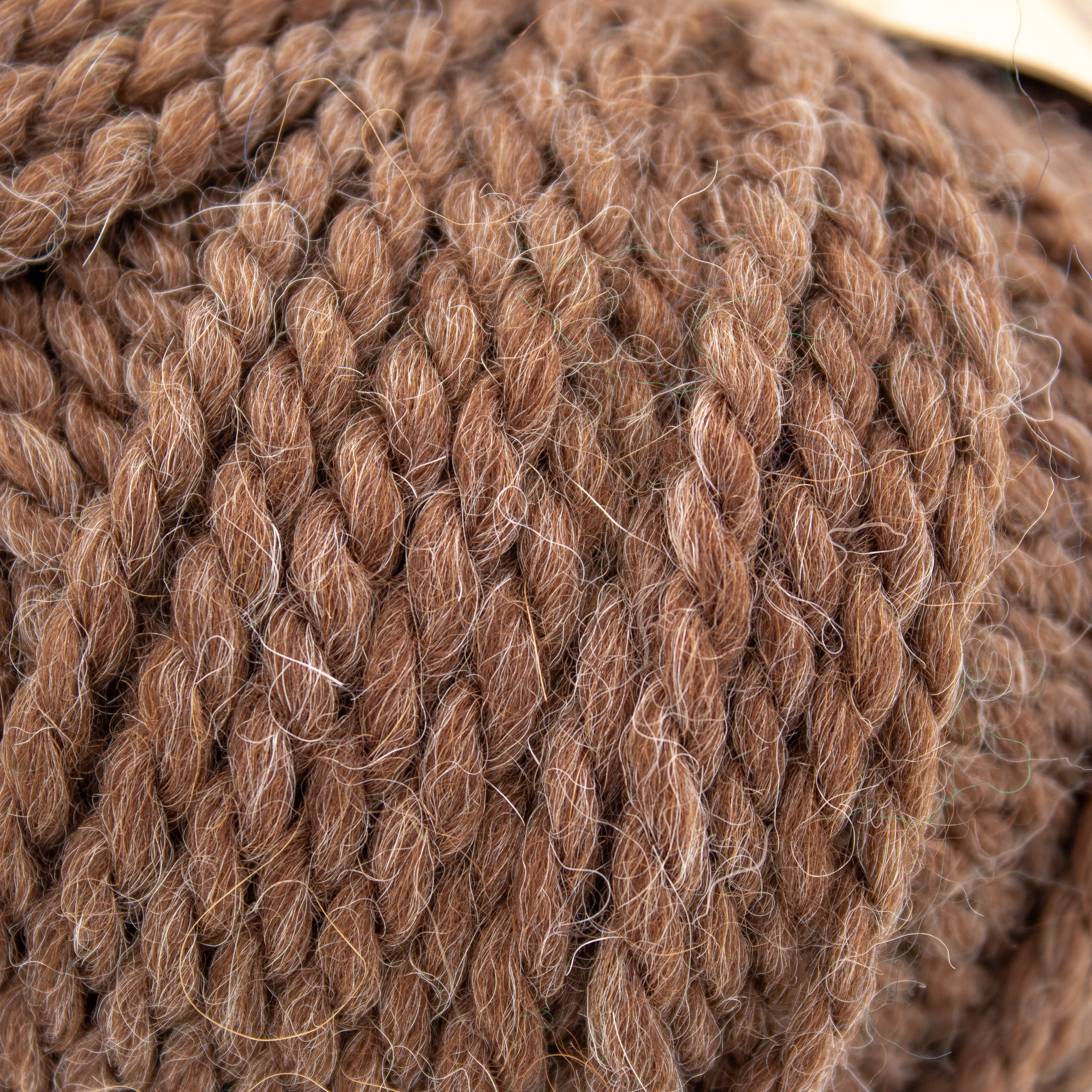 Drops Andes in Brown