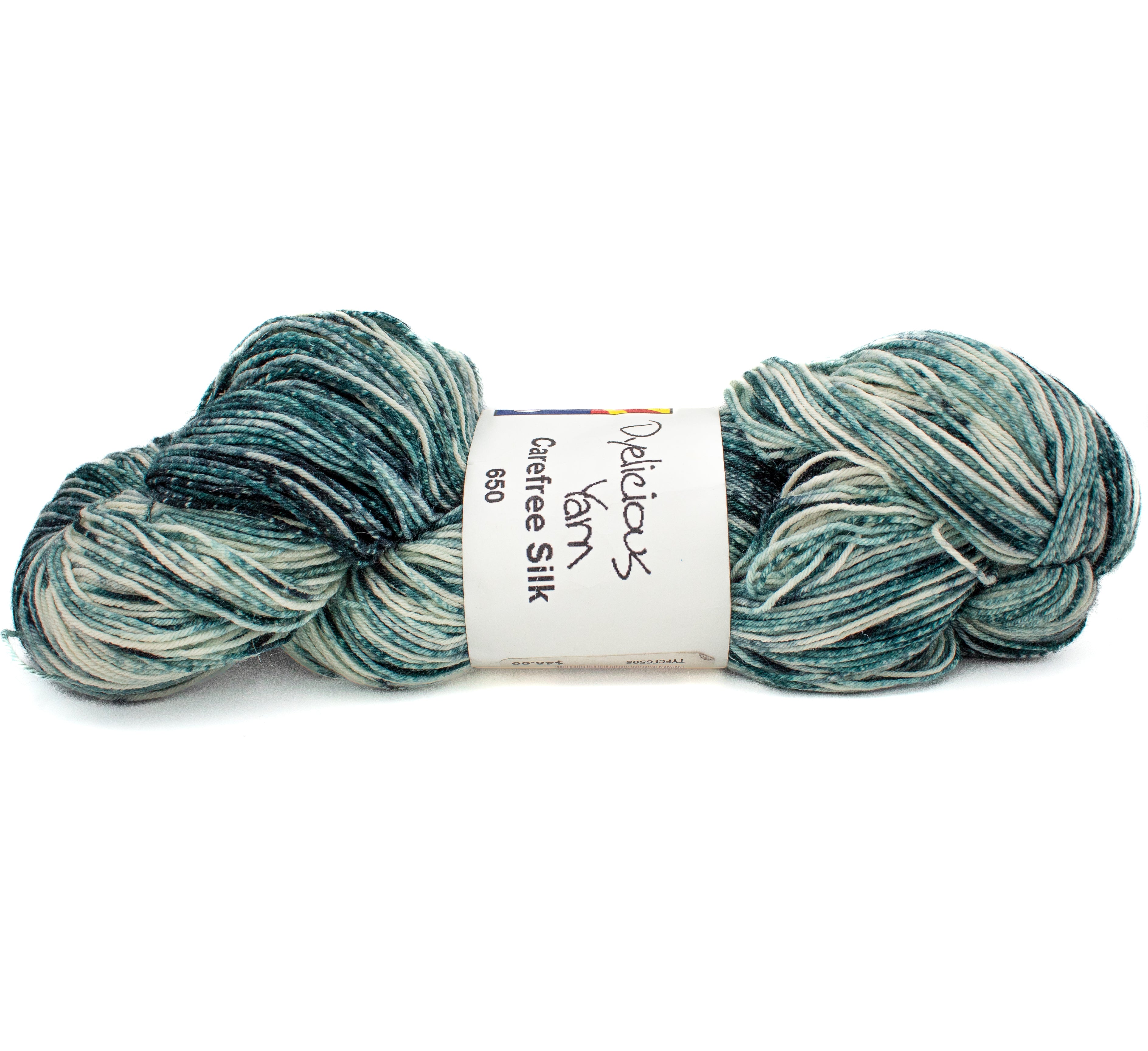 Dyelicious Yarn Carefree 650 in Teal + White