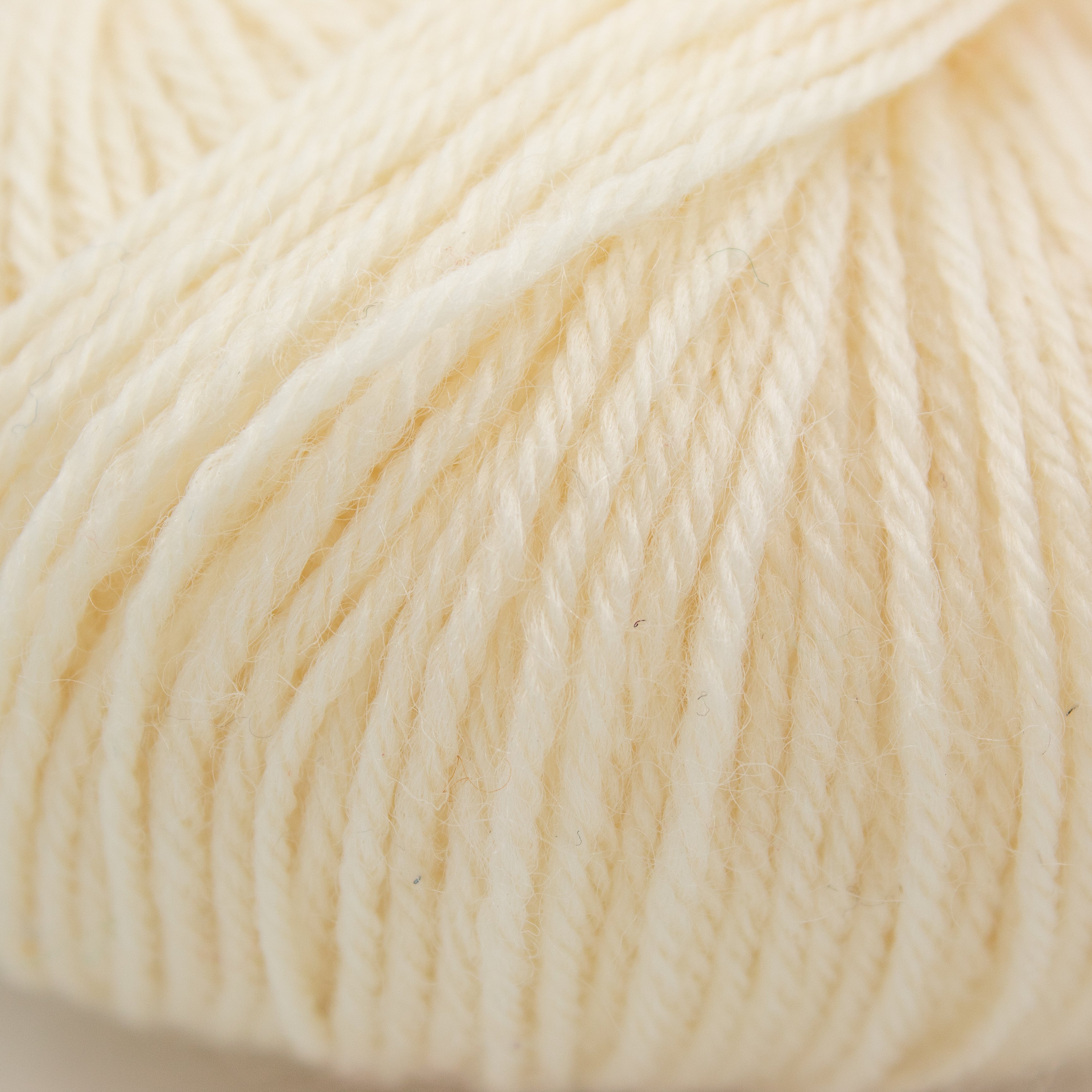 Happy Sheep Baby Wool in Natural