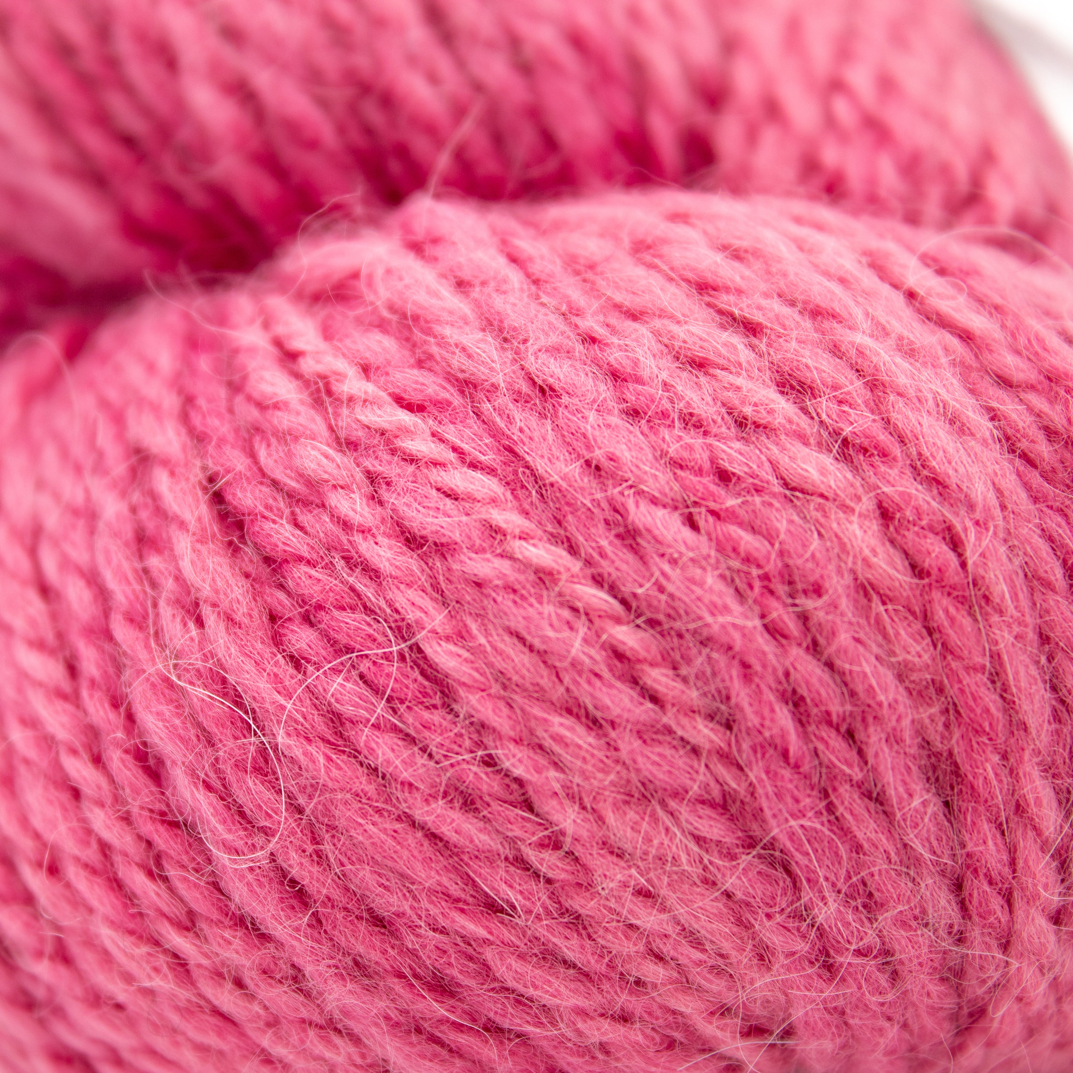Kinua Luxury Blend DK in French Rose