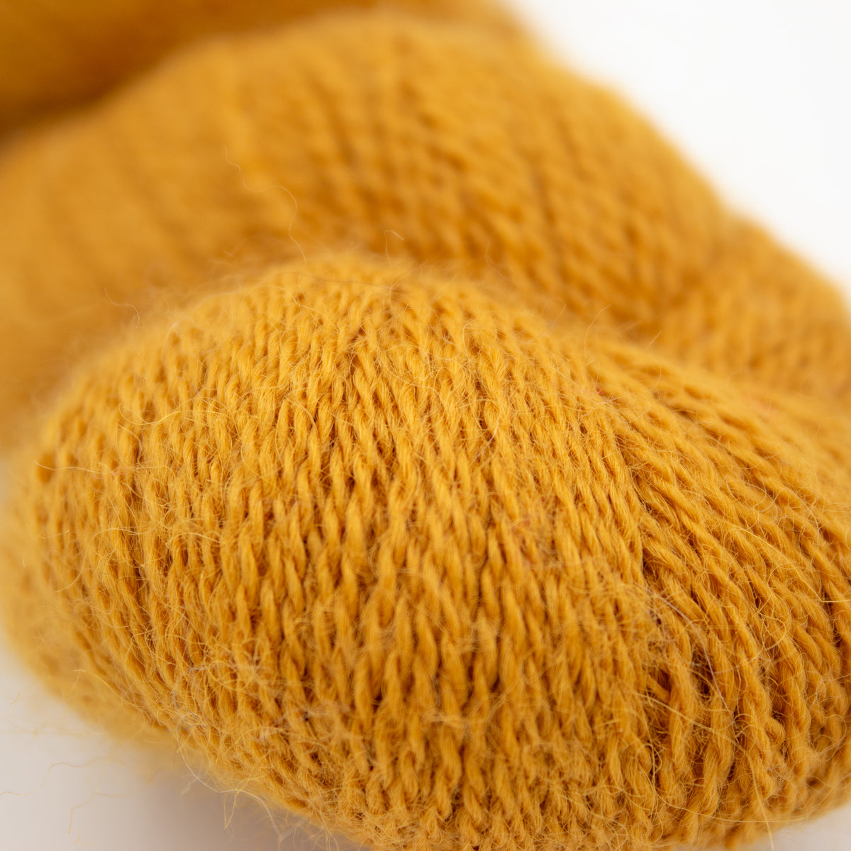 Knit Picks Alpaca Cloud Lace in Daisy