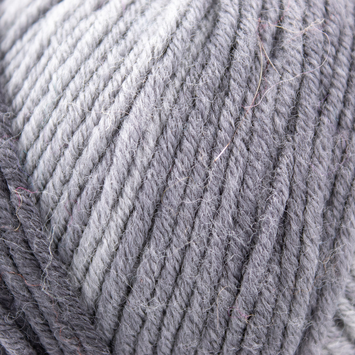 Lang Merino + Color in Grey (5)
