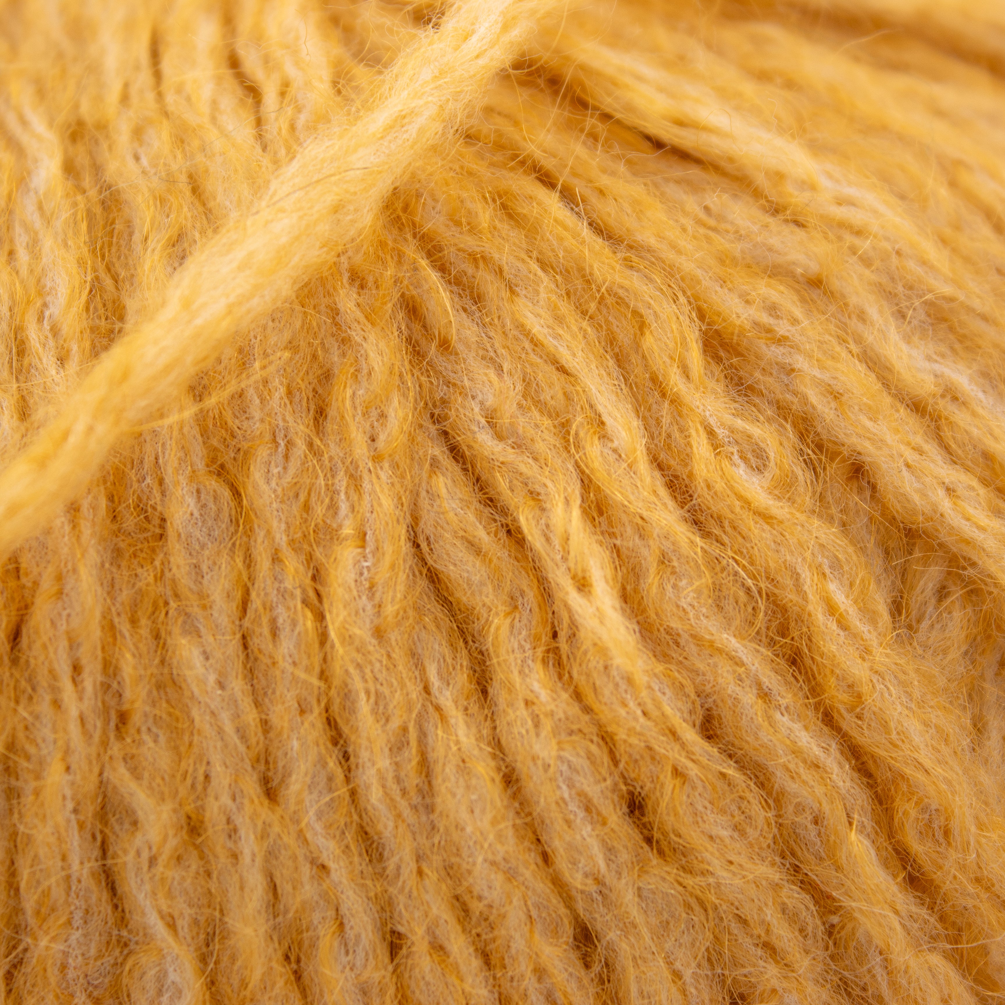 Lion Brand Chainette in Golden