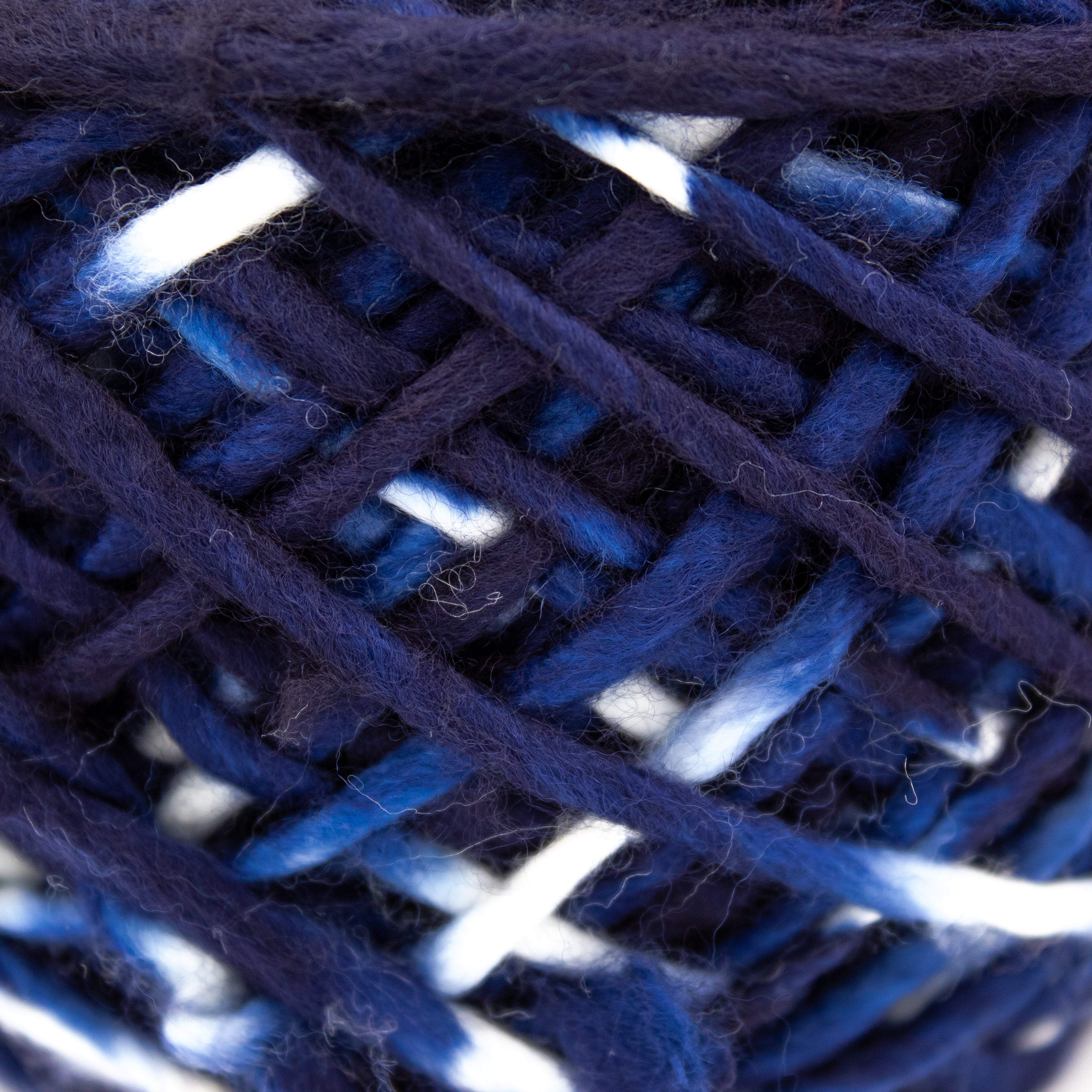 Manos Del Uruguay Franca in Starry Night (CAKED)