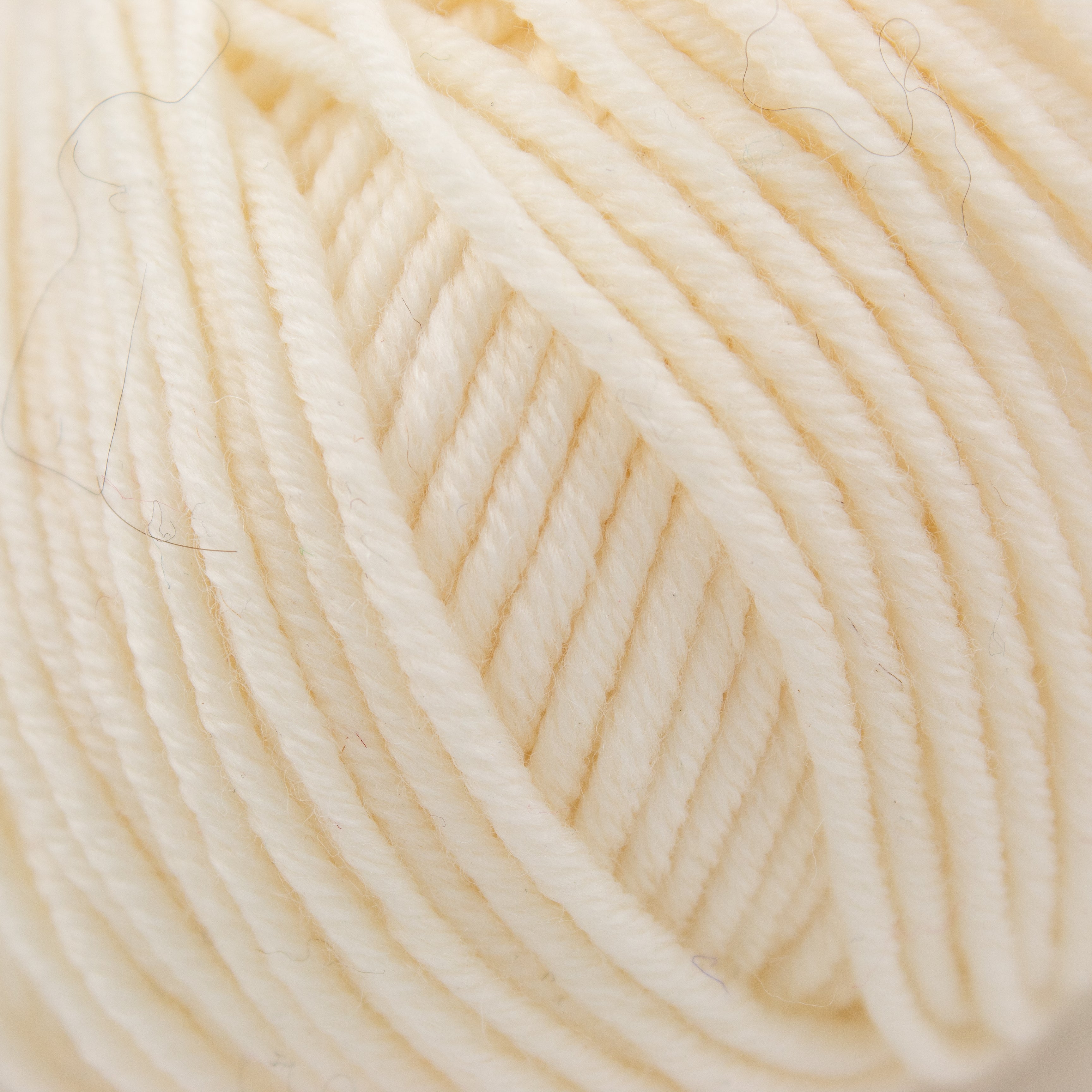MillaMia Naturally Soft Aran in Ice