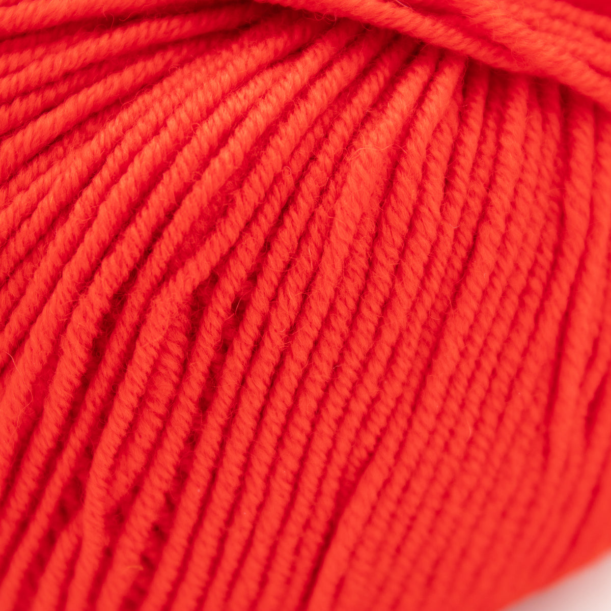 MillaMia Naturally Soft Merino in Scarlet