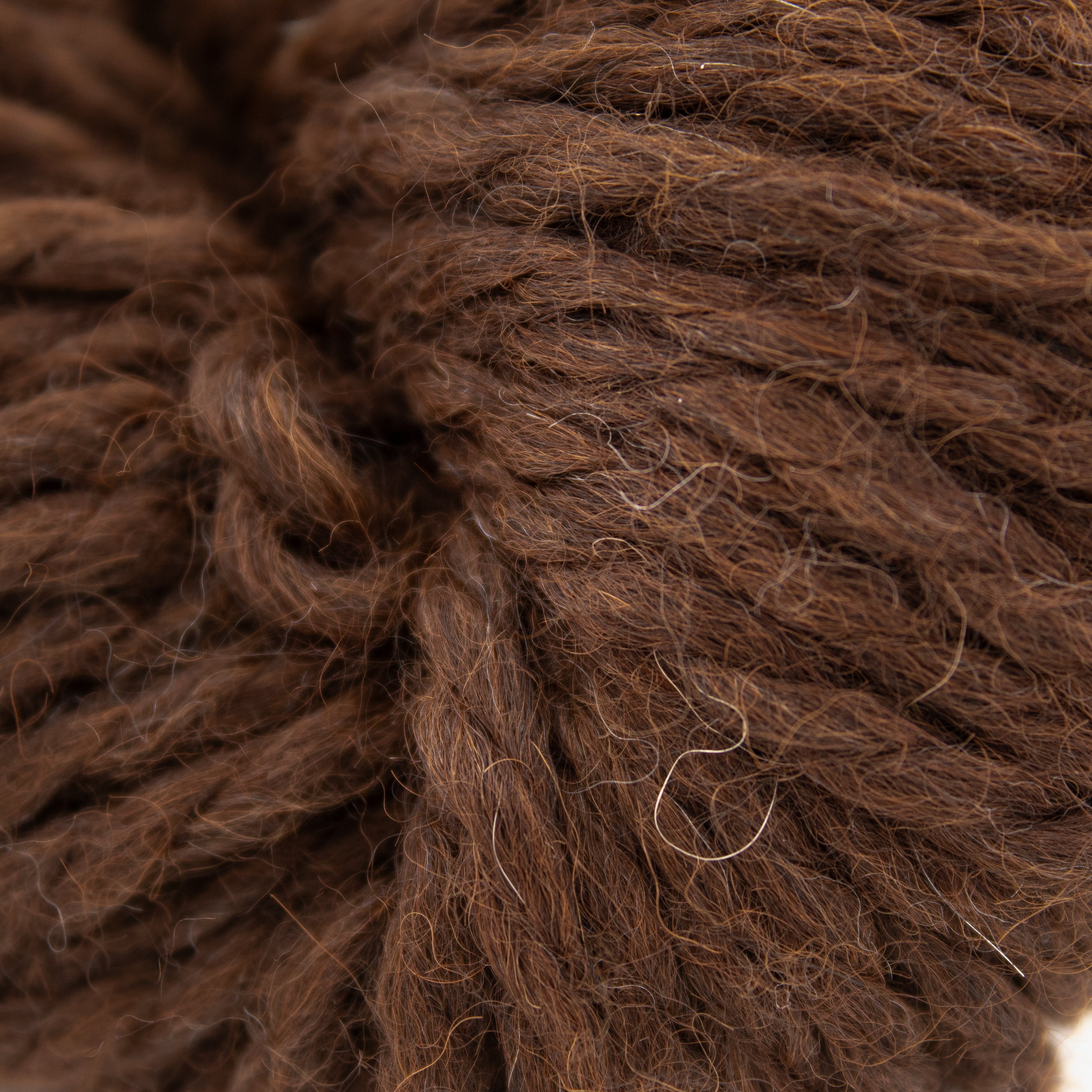 Misti Alpaca Chunky in Brown