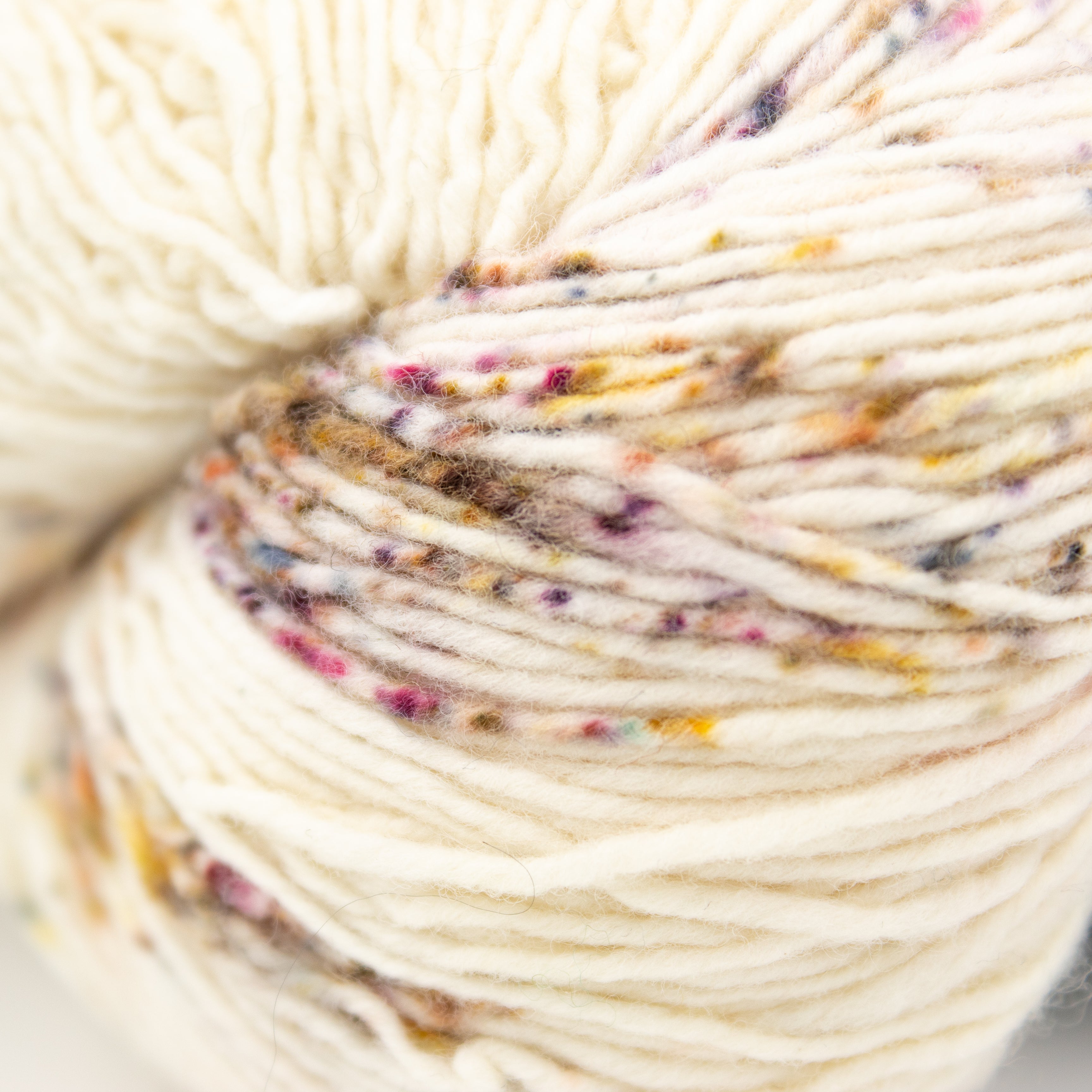 Nunnaba Artisan Yarn Twist Singles Set in Ljos + Sjo