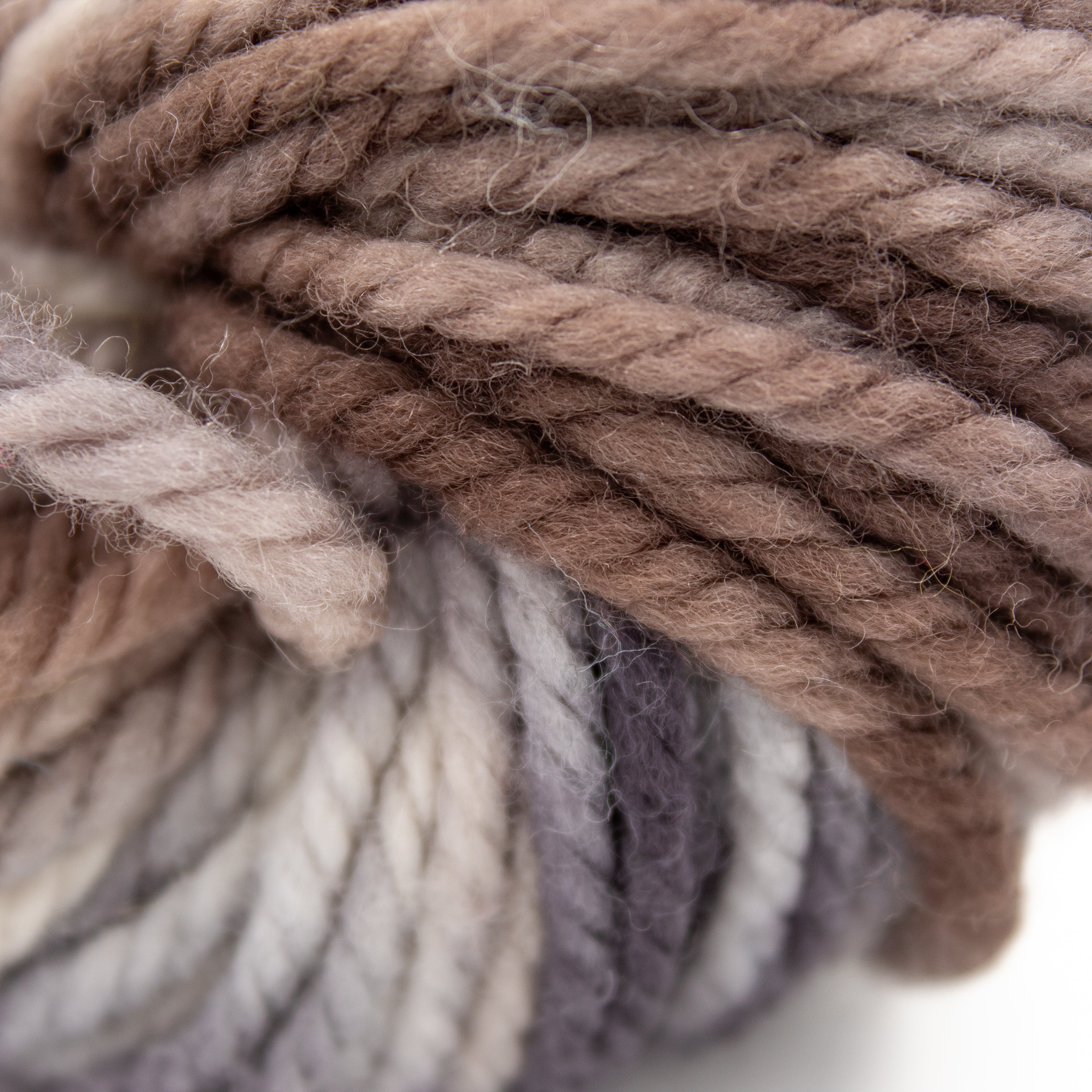 Oink Pigments Oink Bulky in Smoky Purl