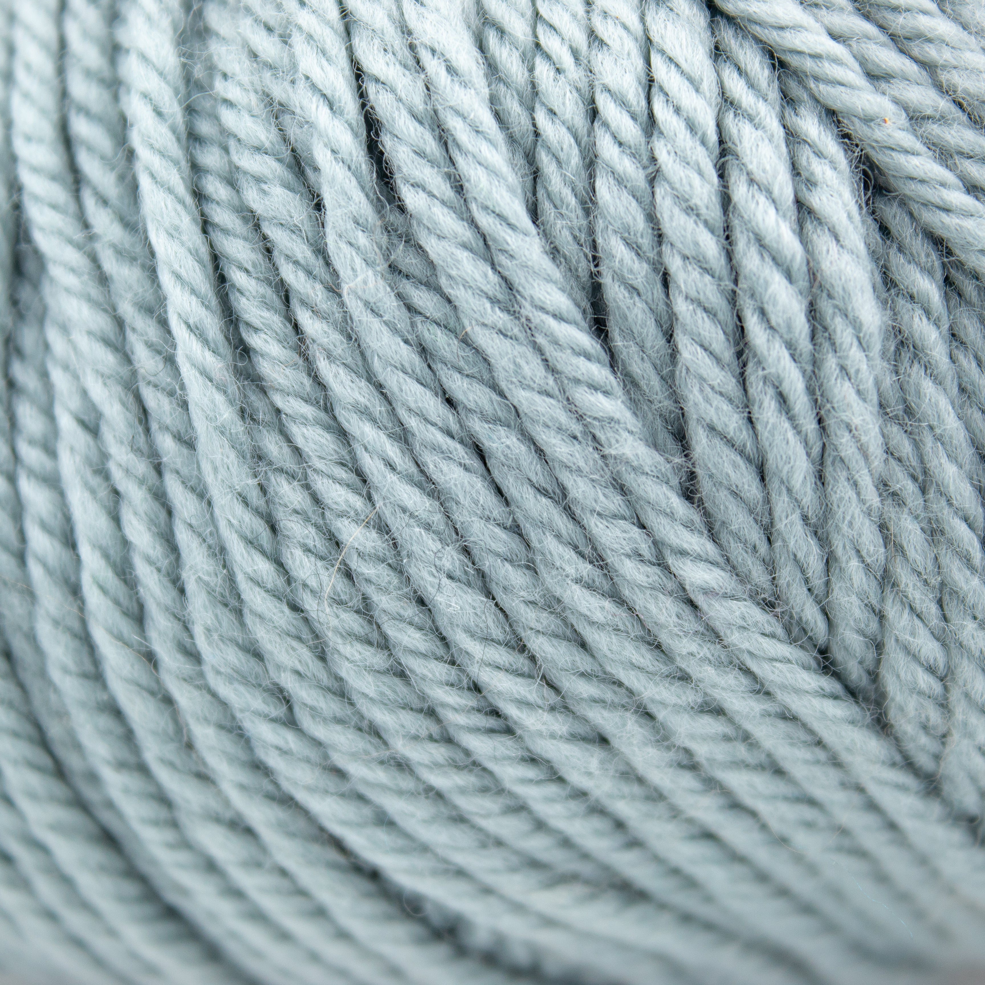 Unknown Worsted/Aran Weight Yarn in Blue Grey (CAKED)