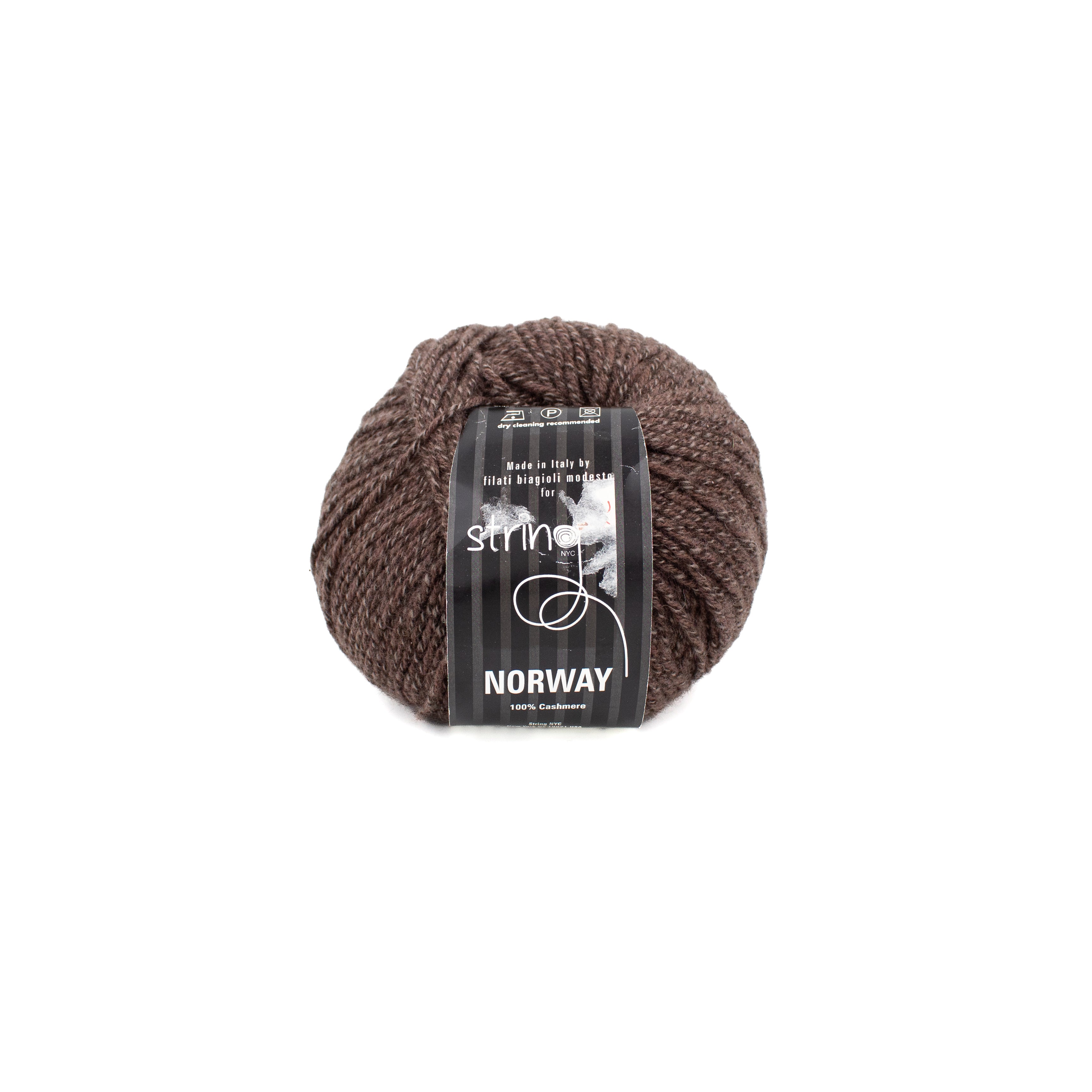 String Norway in Brown
