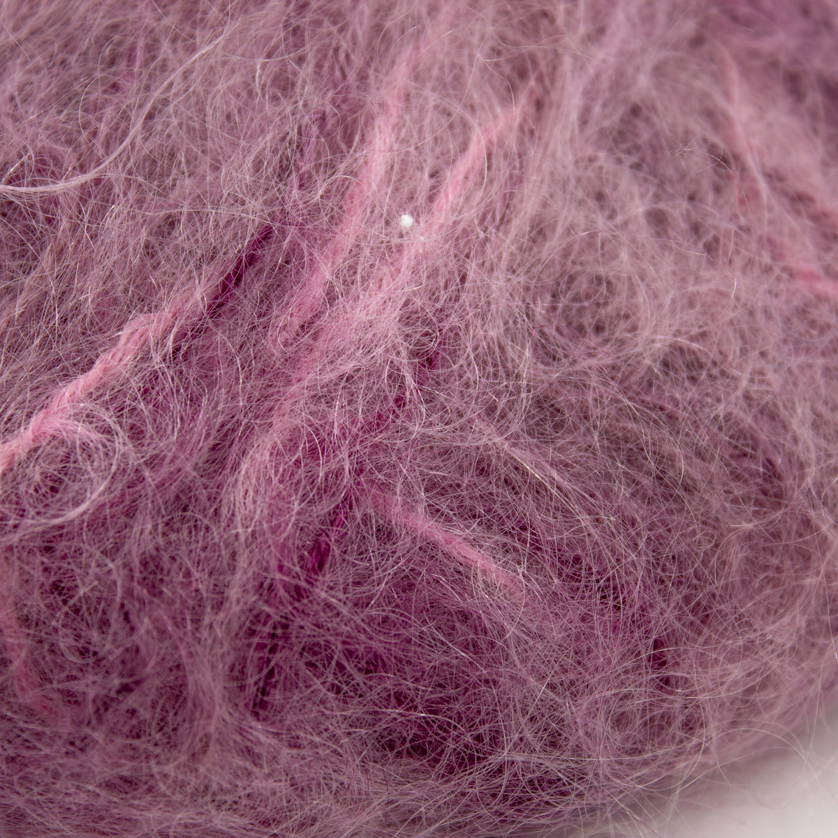 di.Vé Mohair Kiss Ombre in Purple Pink (707)