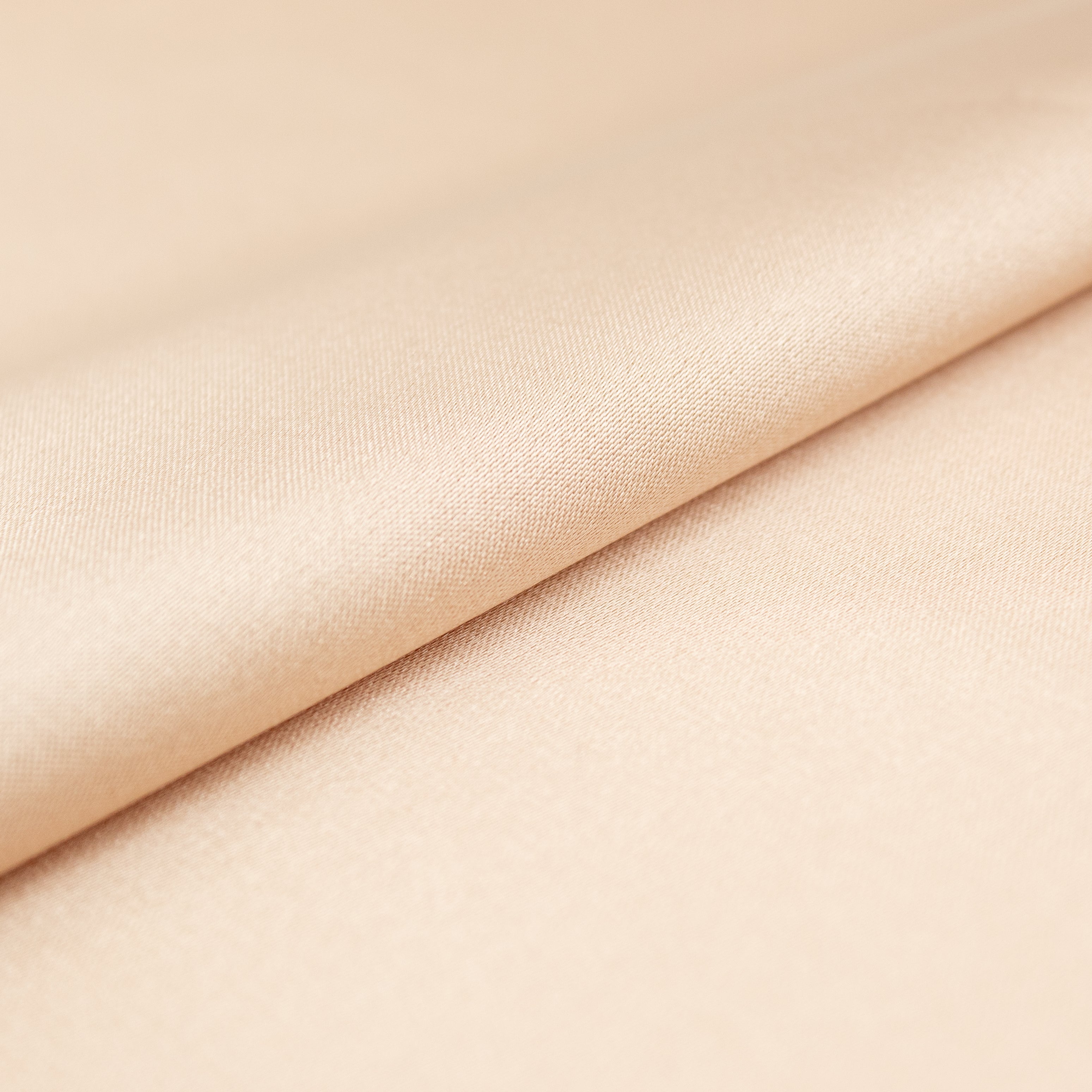 Poly Satin in Champagne